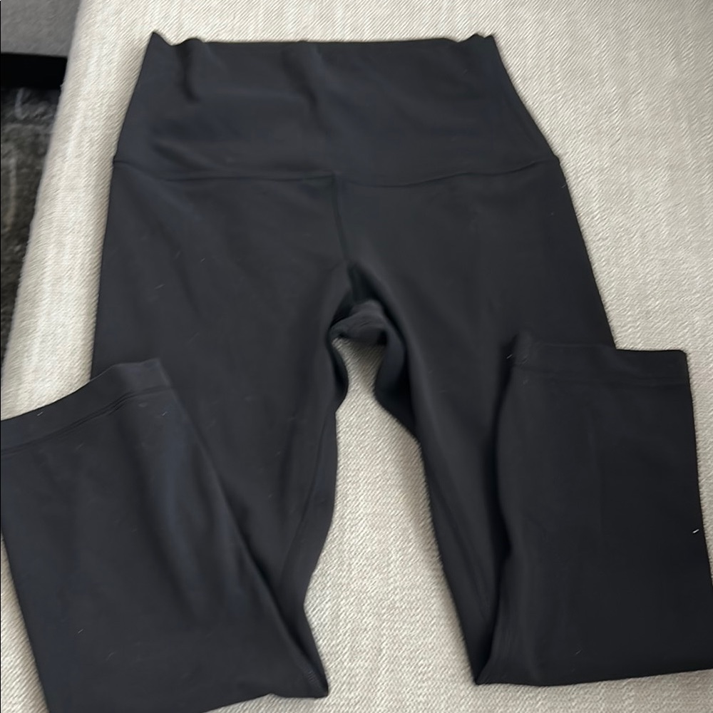Lululemon Align 21” cropped black High-Waisted Leggings size 4